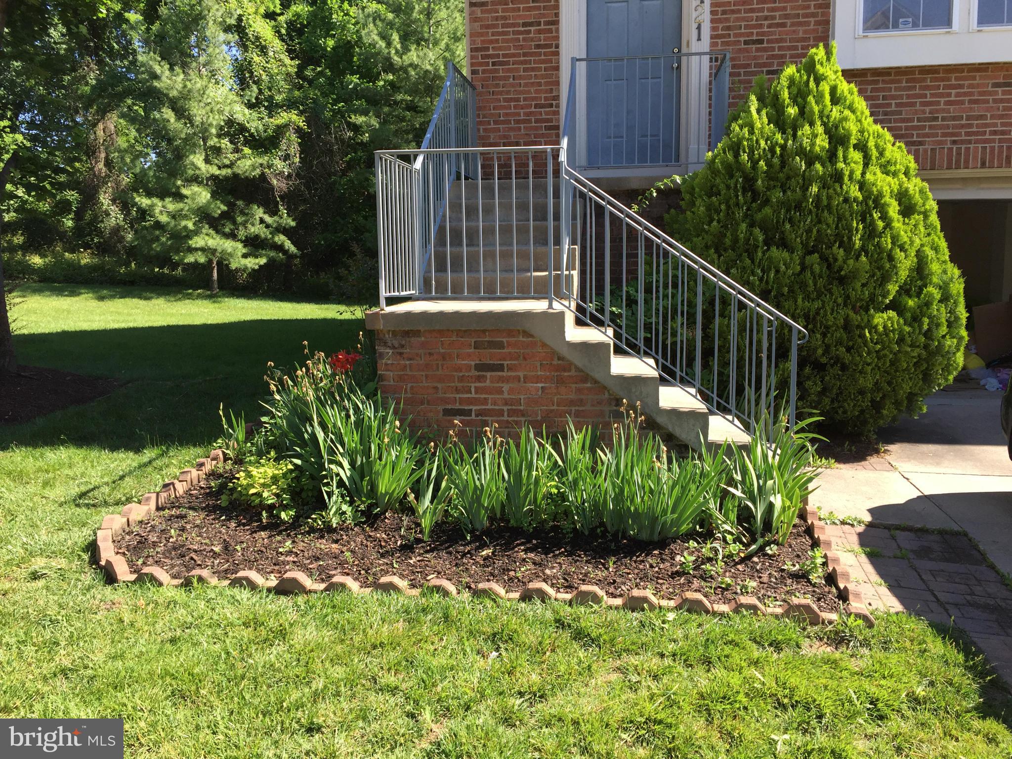 10421 Heathside Way Potomac, MD 20854 - Photo 3 of 22 Exterior (General)