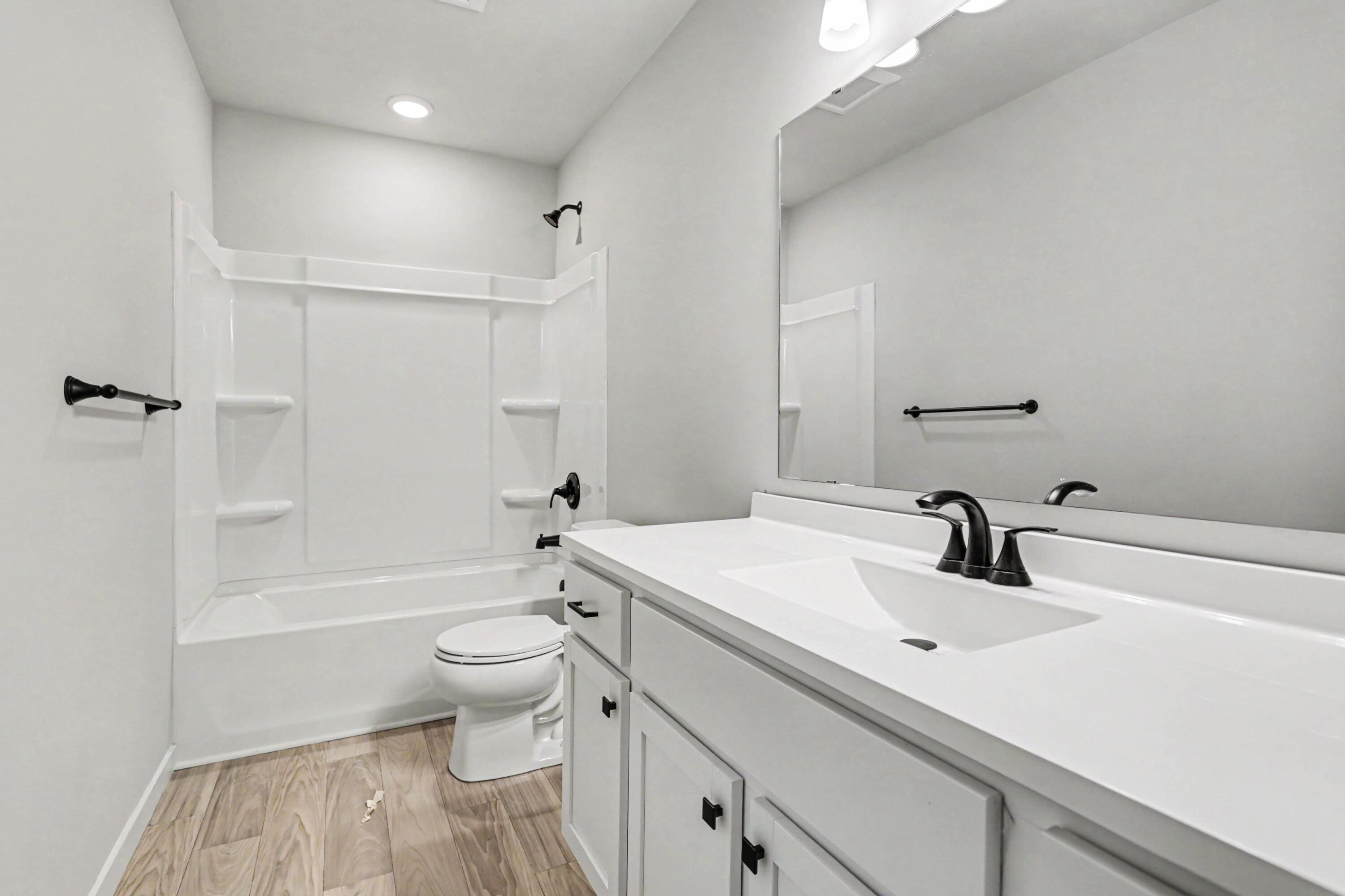 52011 Pulver Road Three Rivers, MI 49093 - Photo 19 of 22 18 LWN002-i2190 9.0-Bath