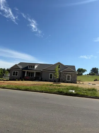 $659,500 | 55 Highland Drive, Roanoke, VA 24019