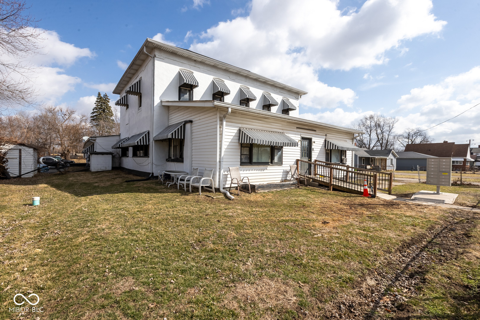 5000 Southeastern Avenue Indianapolis, IN 46203 - Photo 2 of 38