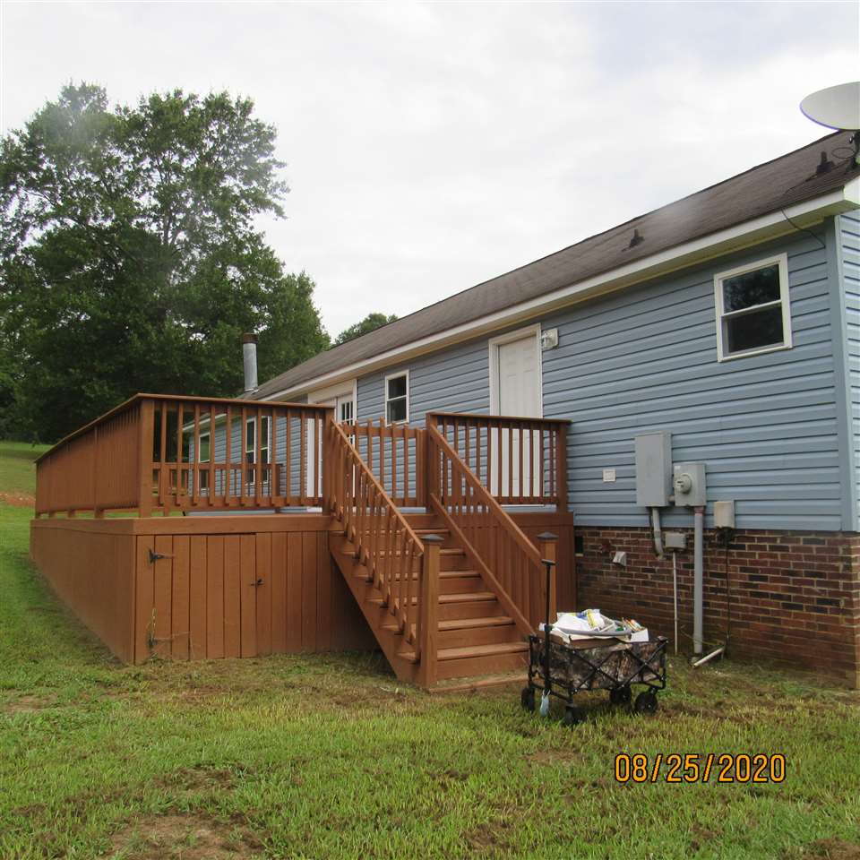 126 Dye Road Blacksburg, SC 29702 - Photo 2 of 21