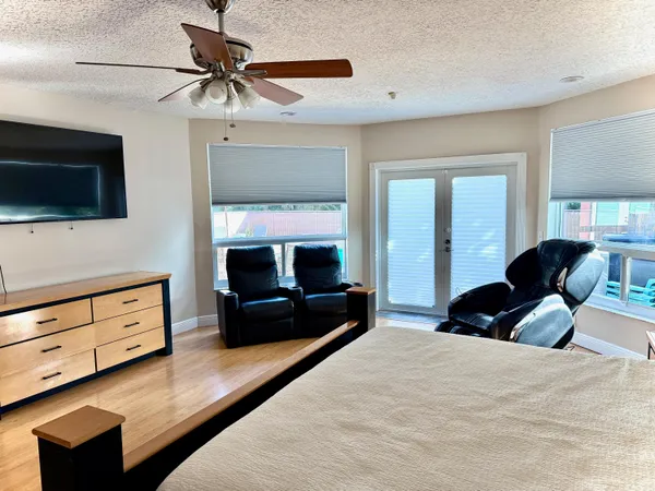 $1,099,900 | 3290 Southwest 131st Terrace, Davie, FL 33330