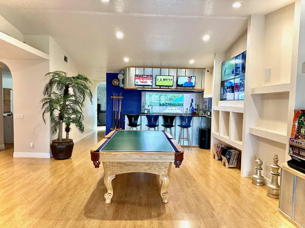 $1,099,900 | 3290 Southwest 131st Terrace, Davie, FL 33330