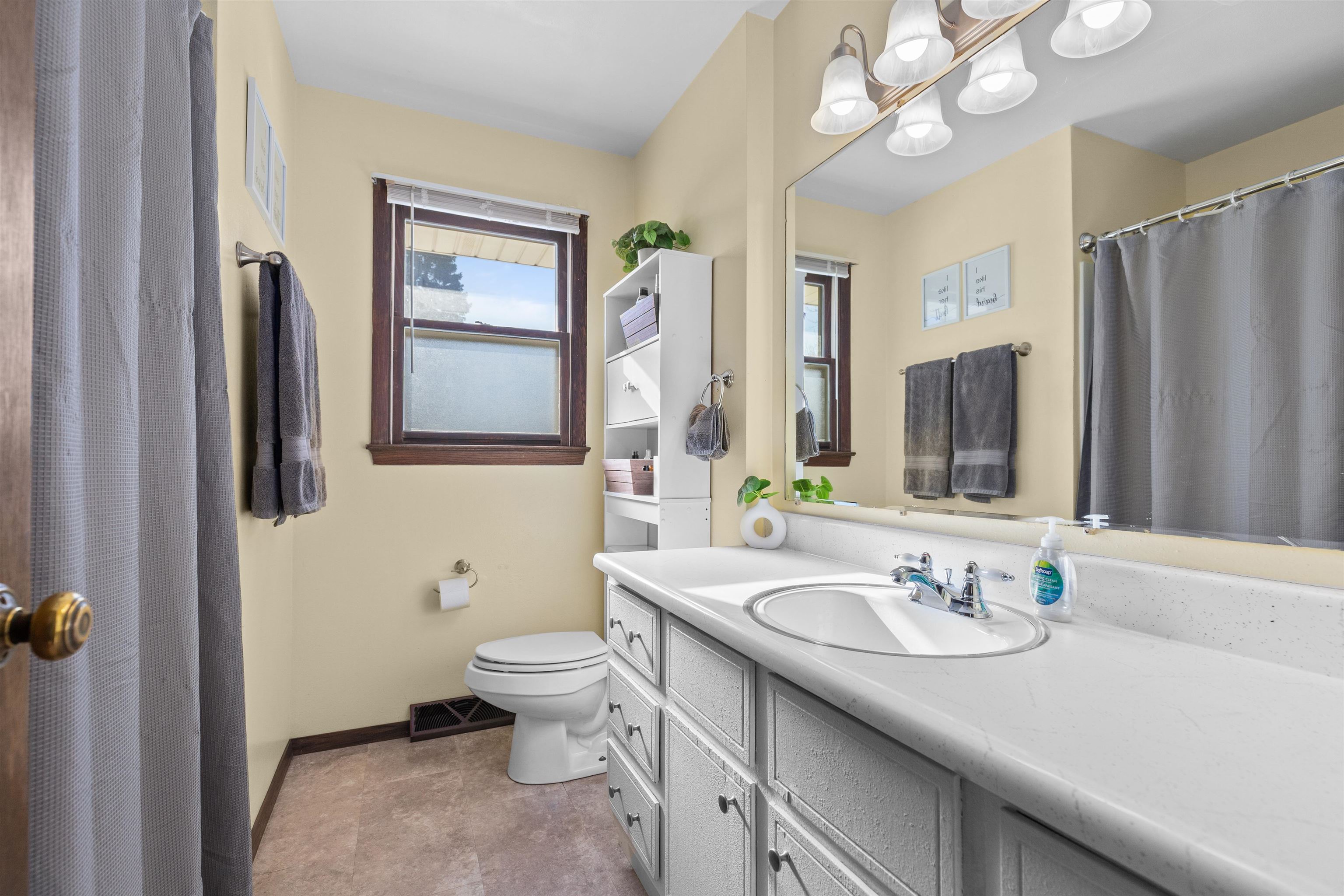 1201 West Hawes Avenue Appleton, WI 54914 - Photo 19 of 26