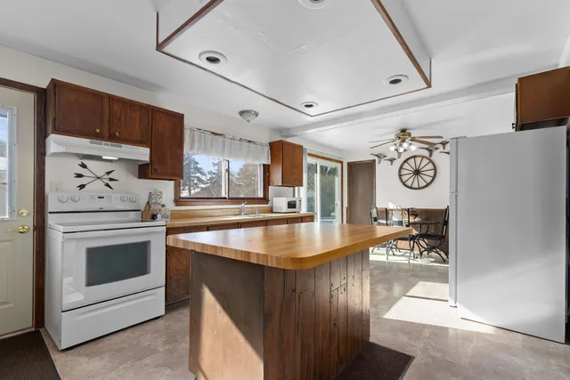 $224,900 | 1201 West Hawes Avenue, Appleton, WI 54914