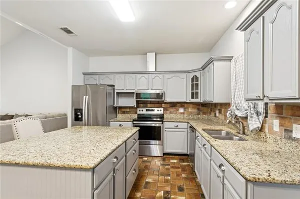 $339,000 | 22084 Morgan Howes Road, Ponchatoula, LA 70454