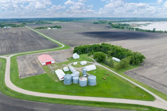 $630,000 | 50167 230th Street, Minnesota Lake, MN 56068