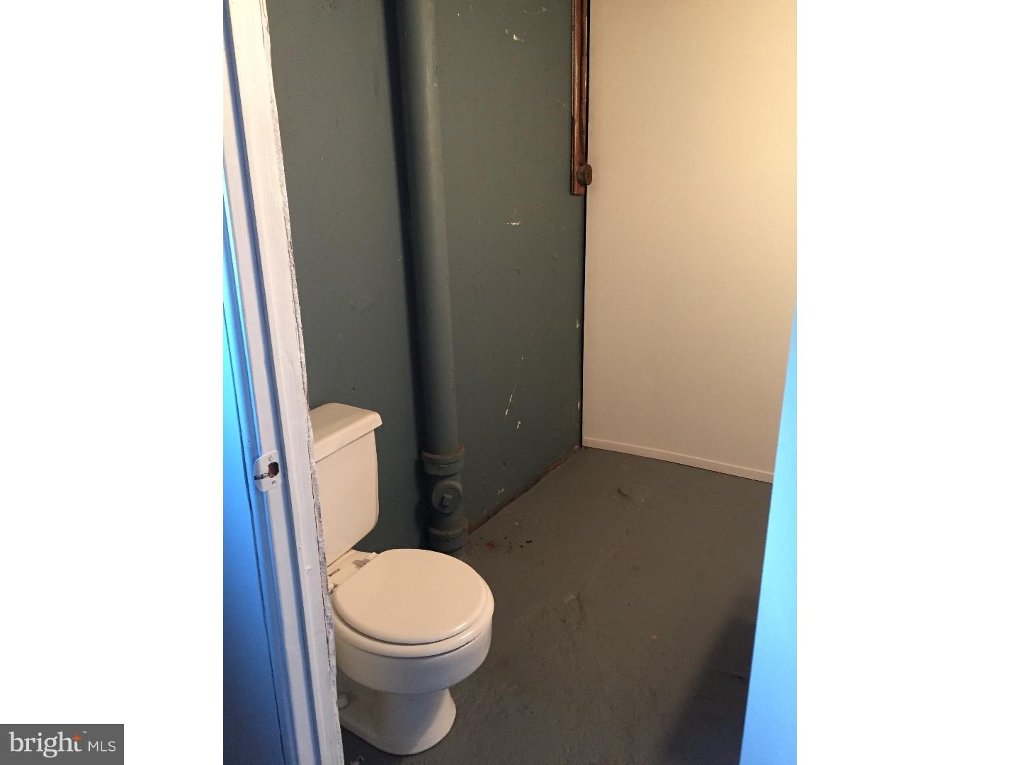 114 Stoney Hill Road Ridley Park, PA 19078 - Photo 18 of 23 Bathroom