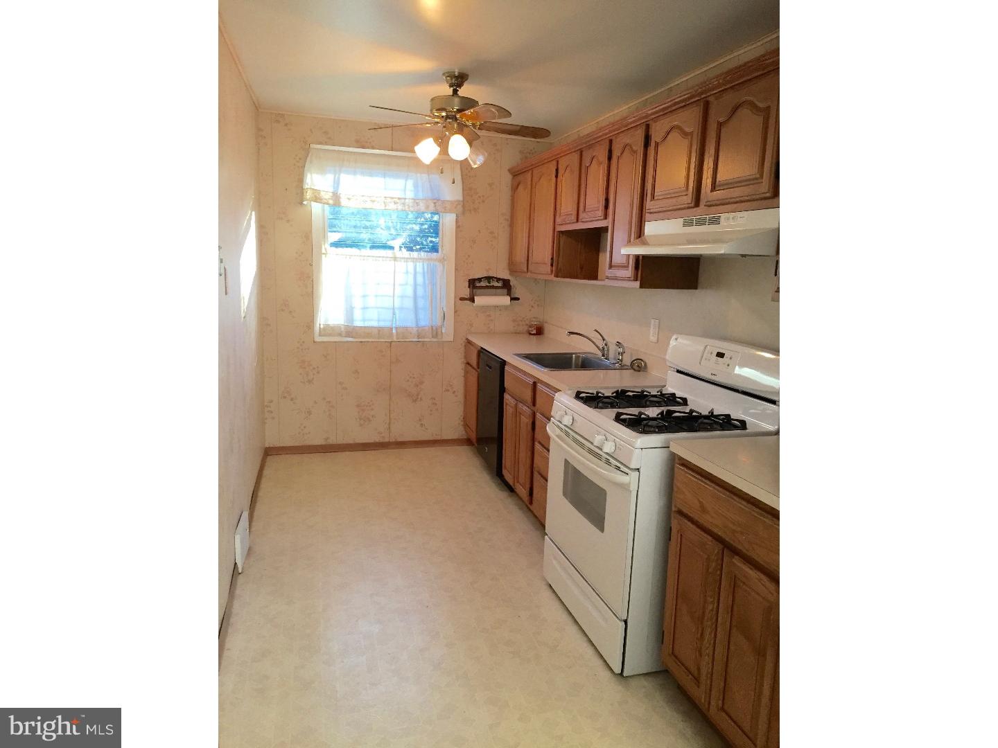 114 Stoney Hill Road Ridley Park, PA 19078 - Photo 5 of 23 Kitchen