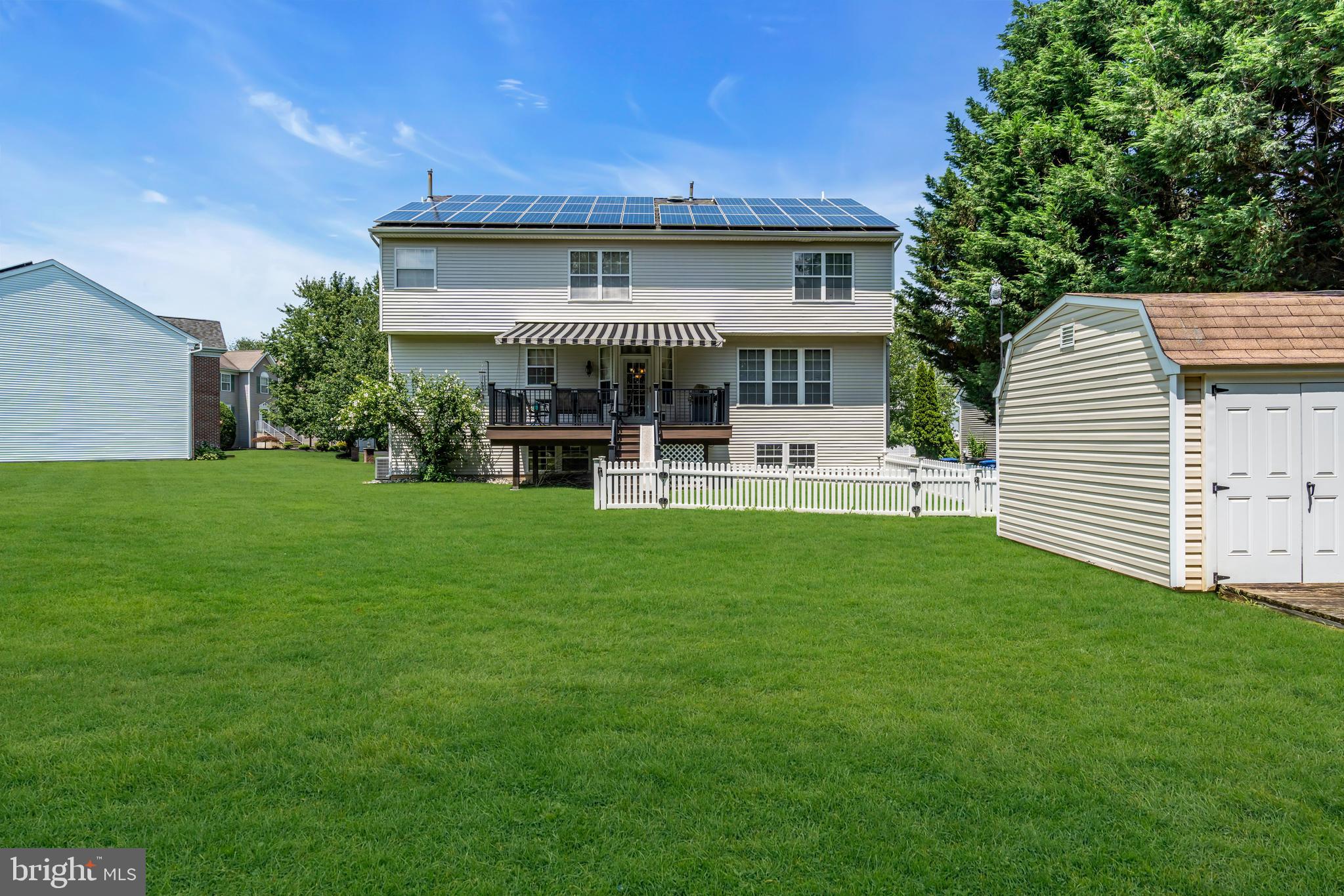 3 Pheasant Court, Unit 2710 Columbus, NJ 08022 - Photo 37 of 39 a view of a house with a yard
