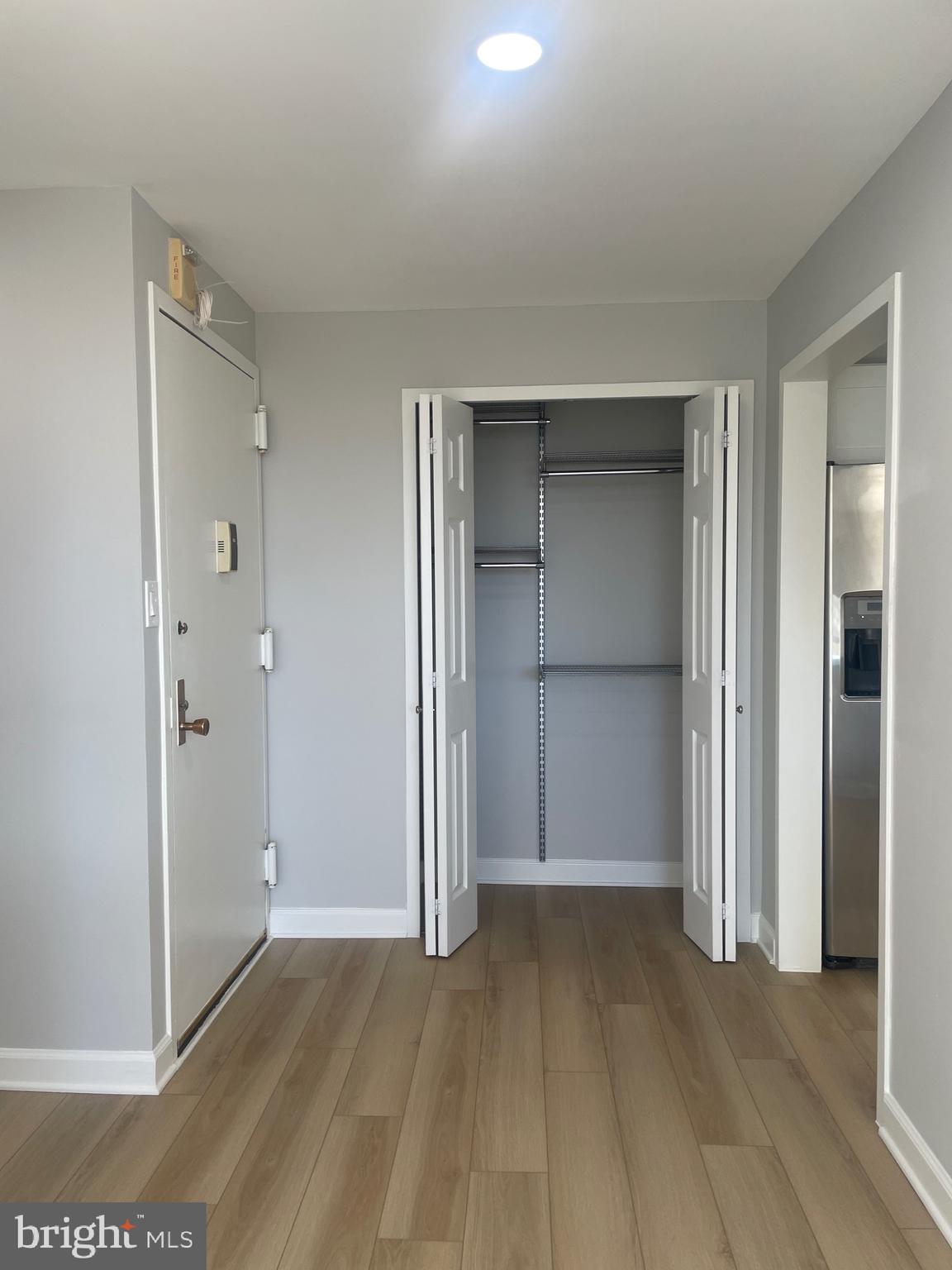 5225 Pooks Hill Road, Unit 828S Bethesda, MD 20814 - Photo 12 of 72 a view of an empty room