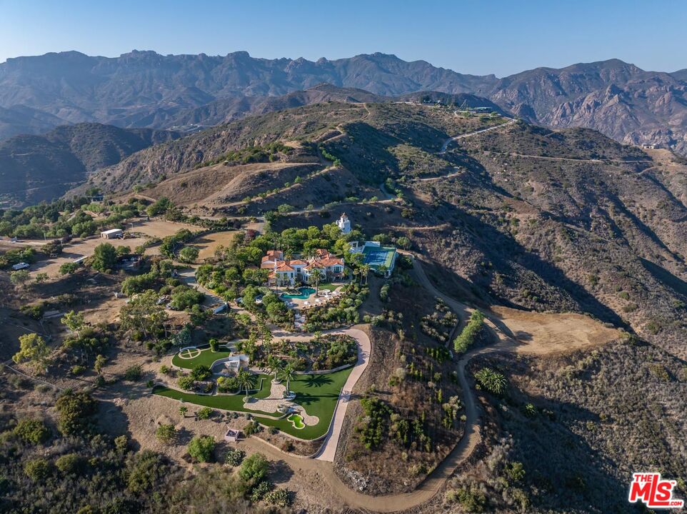 10502 Yellow Hill Road Malibu, CA 90265 - Photo 21 of 22 a view of a city