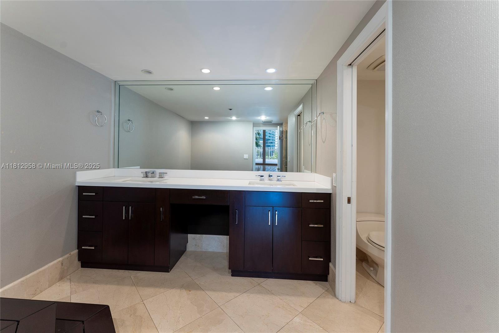 10205 Collins Avenue, Unit 401 Bal Harbour, FL 33154 - Photo 23 of 67