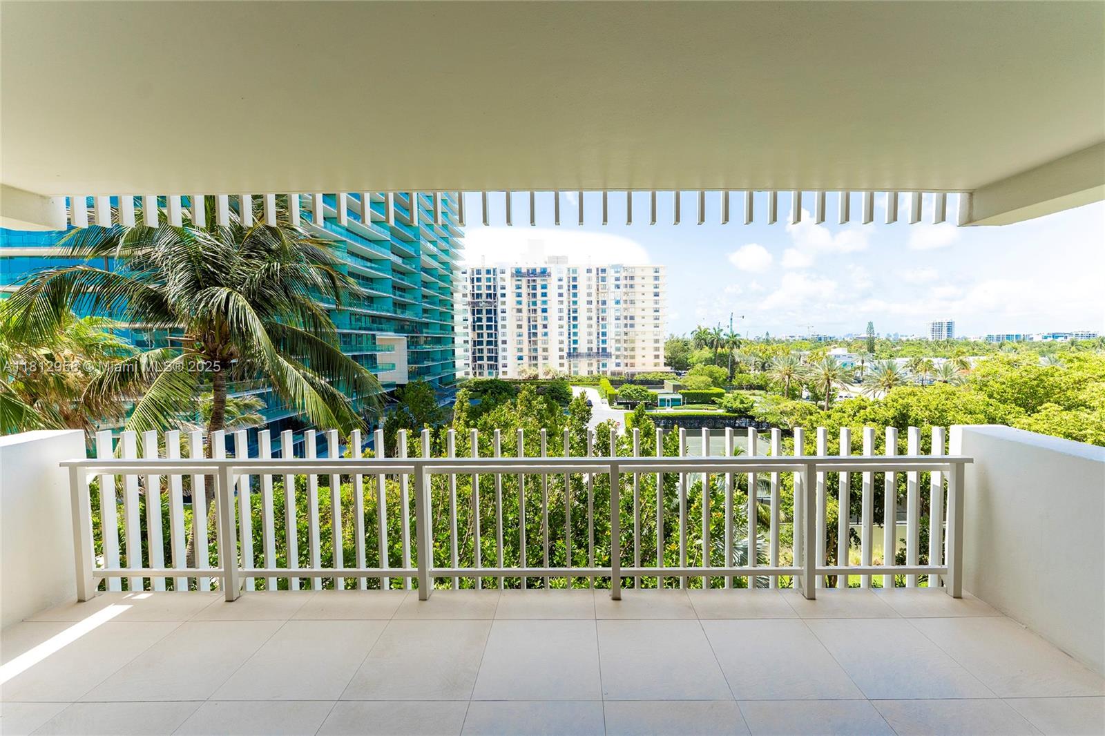 10205 Collins Avenue, Unit 401 Bal Harbour, FL 33154 - Photo 27 of 67