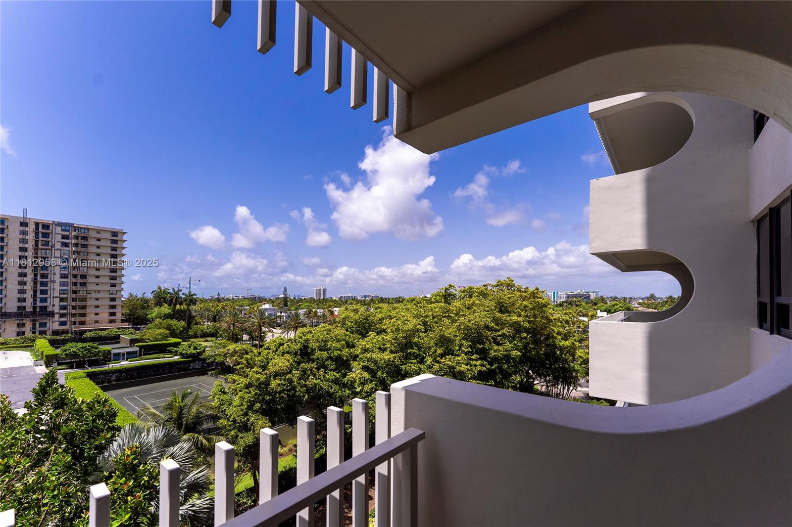 10205 Collins Avenue, Unit 401 Bal Harbour, FL 33154 - Photo 28 of 67