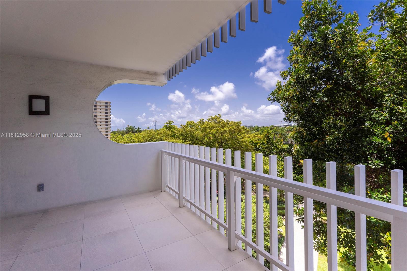 10205 Collins Avenue, Unit 401 Bal Harbour, FL 33154 - Photo 44 of 67