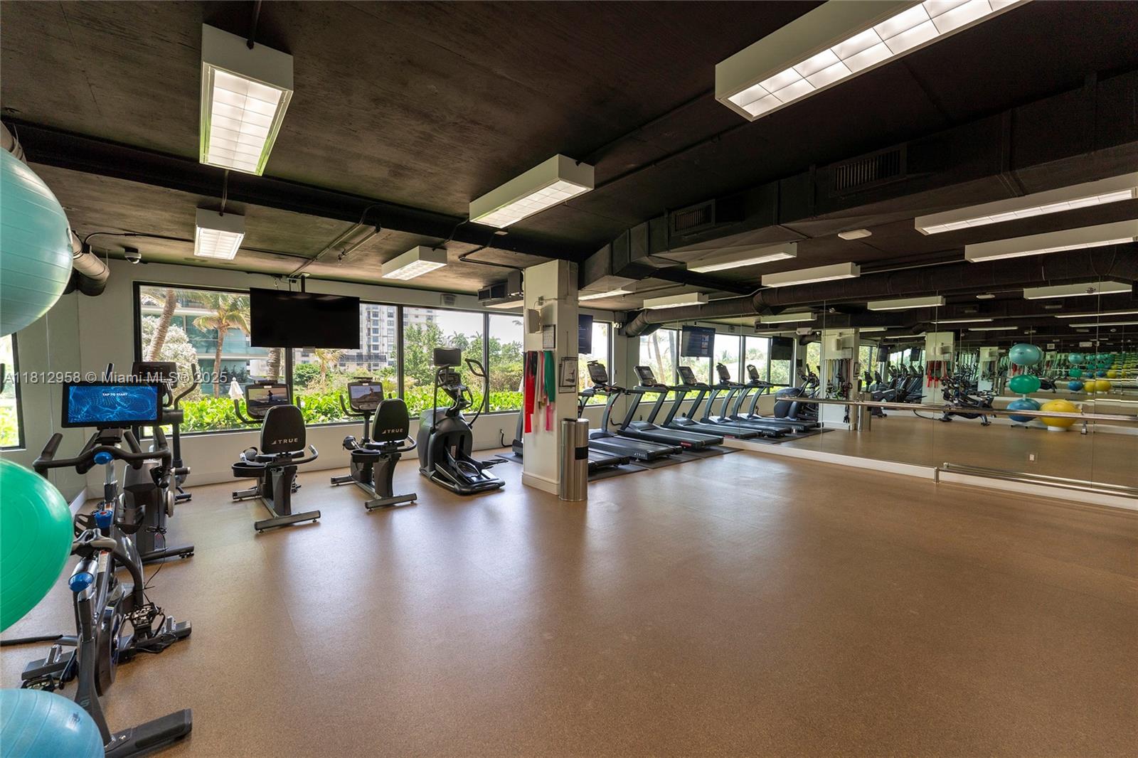 10205 Collins Avenue, Unit 401 Bal Harbour, FL 33154 - Photo 46 of 67