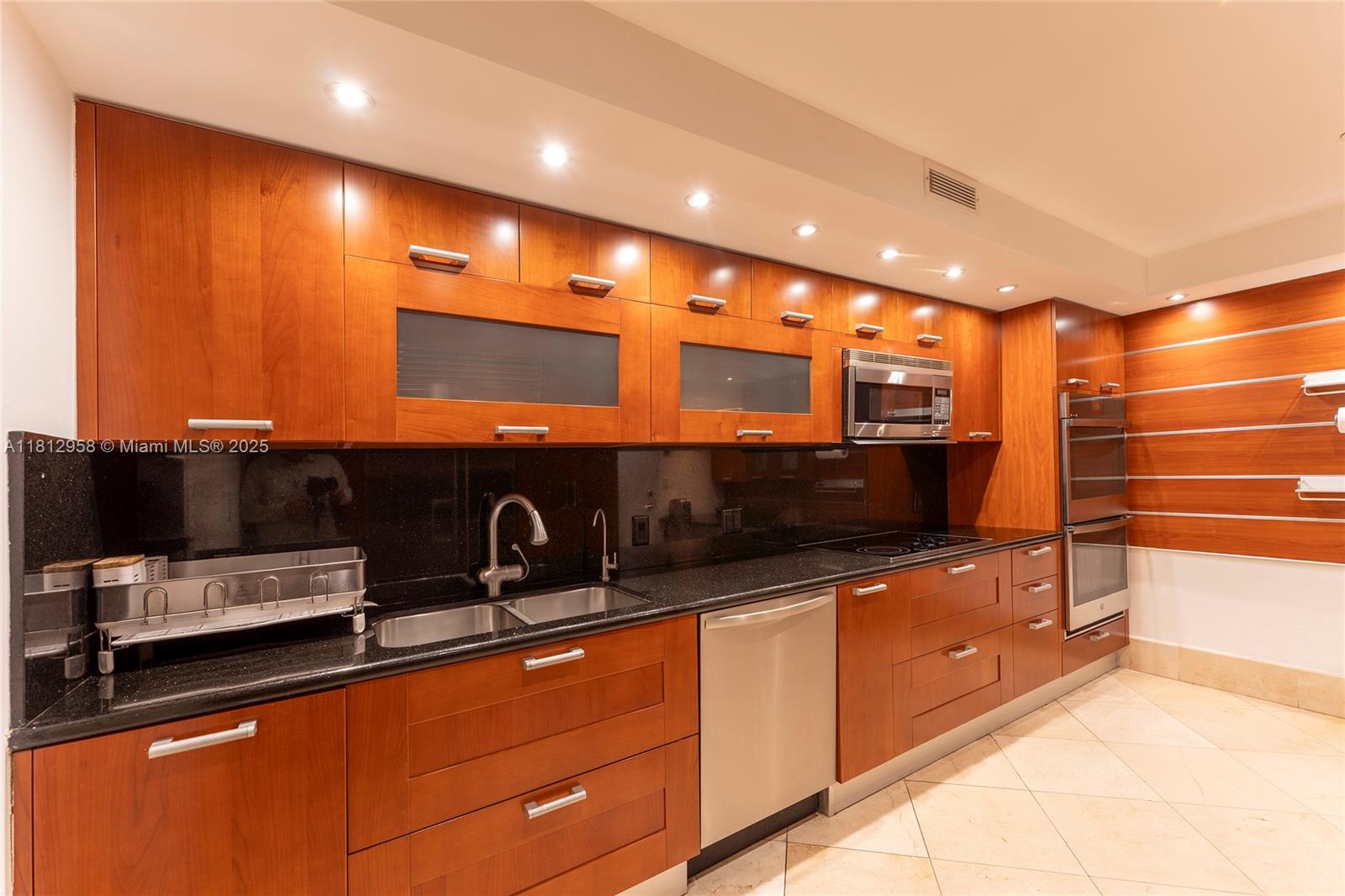 10205 Collins Avenue, Unit 401 Bal Harbour, FL 33154 - Photo 6 of 67