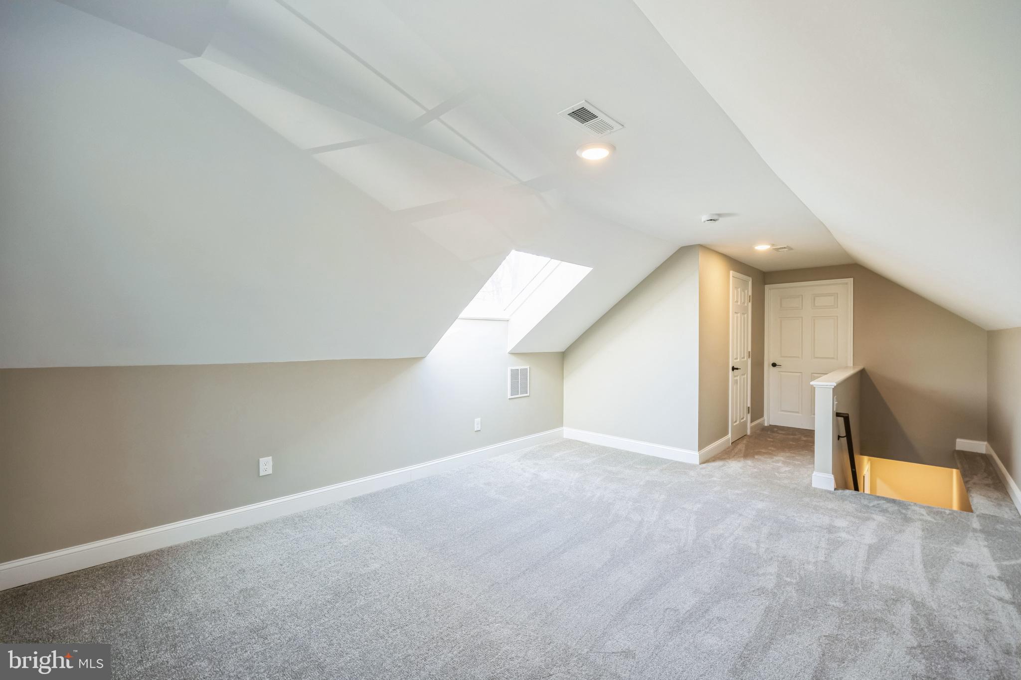 198 Stokes Road Shamong, NJ 08088 - Photo 29 of 45 Bedroom 5 3rd Floor