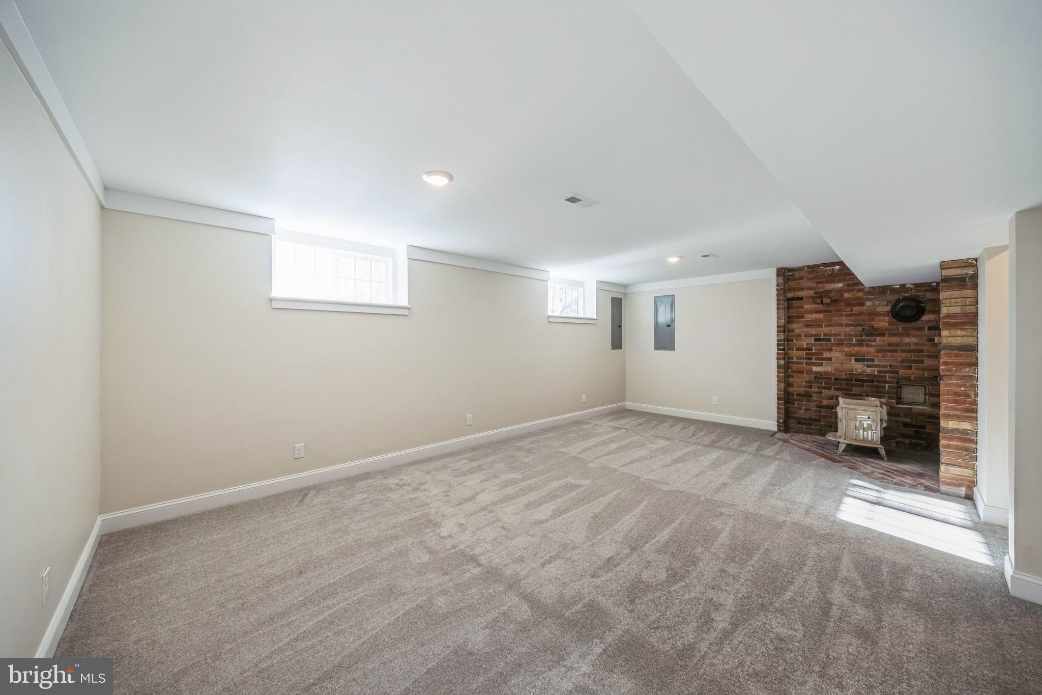 198 Stokes Road Shamong, NJ 08088 - Photo 30 of 45 Finished Basement