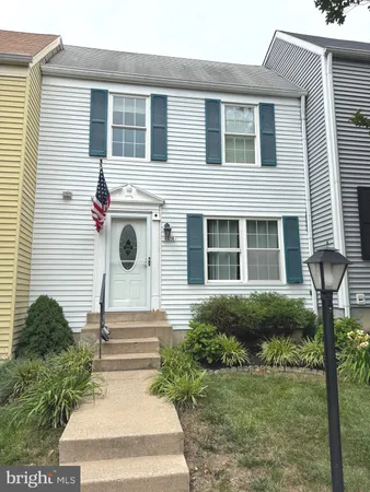 $3,000 | 6606 Greenleigh Lane, Alexandria, VA 22315