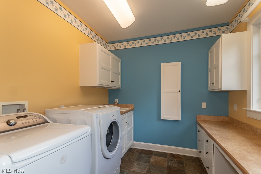 10161 Griswold Road Mentor, OH 44060 - Photo 20 of 35 Laundry room was also a sewing room and has a sewing machine cabinet.