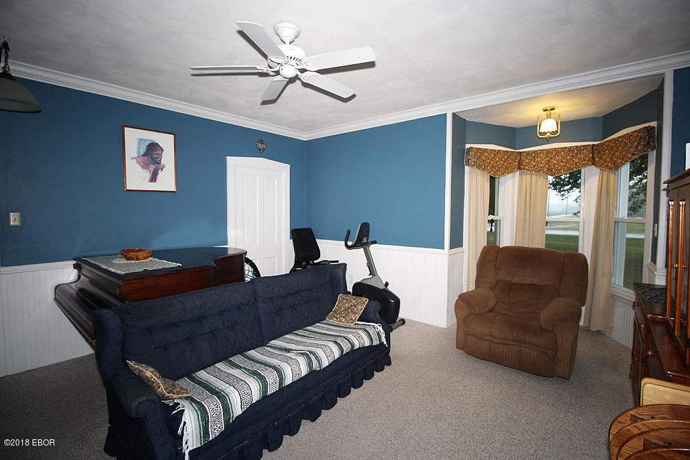 8439 Huey Road Hoffman, IL 62250 - Photo 19 of 33