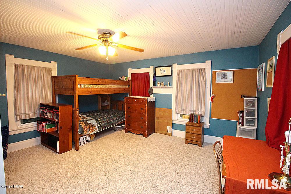 8439 Huey Road Hoffman, IL 62250 - Photo 25 of 33