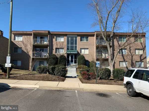 $2,200 | 1550 Renate Drive, Unit 203, Woodbridge, VA 22192