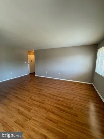 $2,200 | 1550 Renate Drive, Unit 203, Woodbridge, VA 22192
