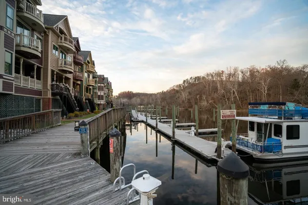 $2,200 | 1550 Renate Drive, Unit 203, Woodbridge, VA 22192