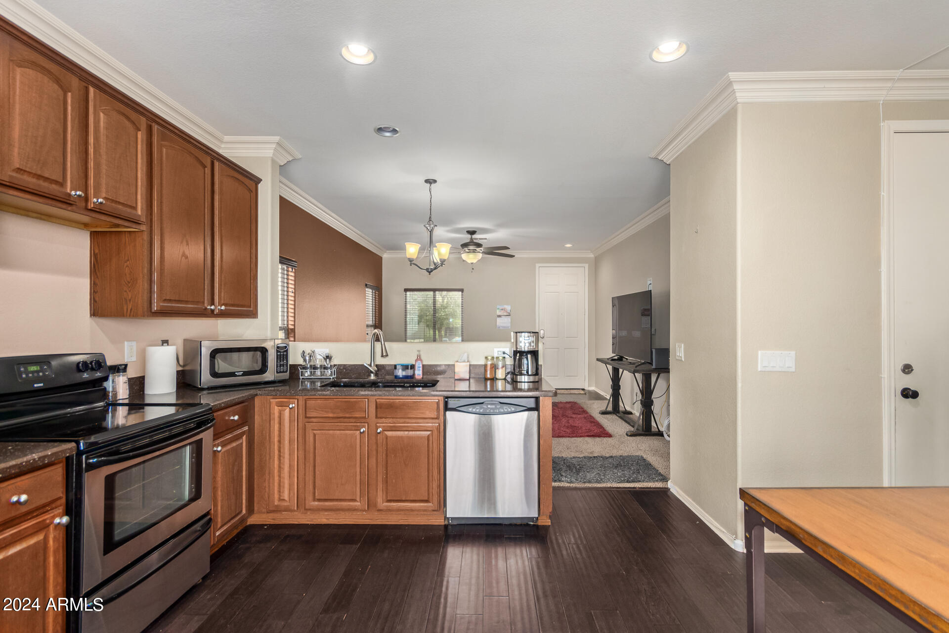 6436 West Beverly Road Laveen, AZ 85339 - Photo 12 of 29 12 - Beverly 6436