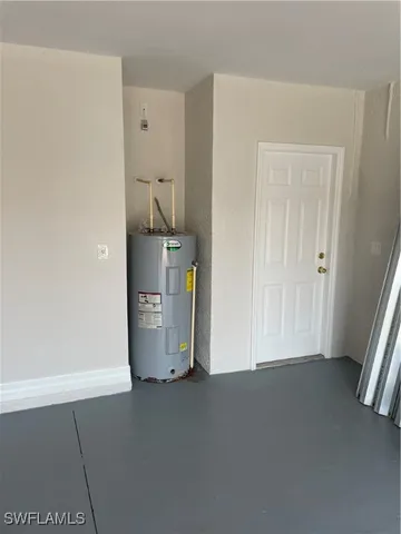 a view of a garden with a tree