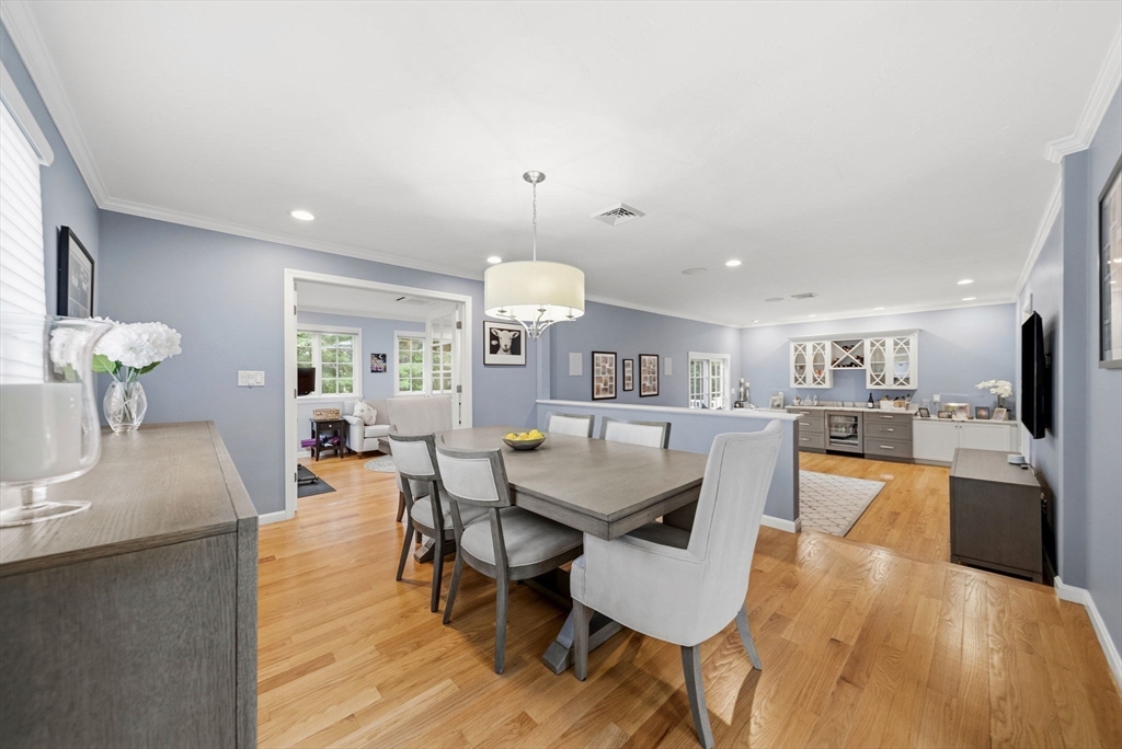29 Canavan Circle Needham, MA 02492 - Photo 7 of 26 Gallery Image 7