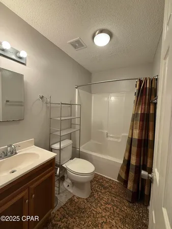 $172,000 | 5947 Highway 2, Bascom, FL 32423