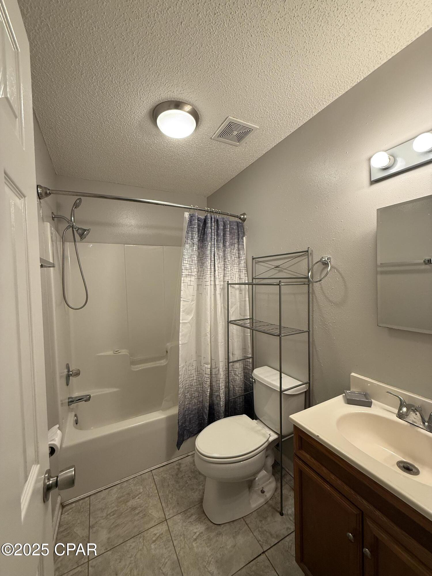 5947 Highway 2 Bascom, FL 32423 - Photo 21 of 36