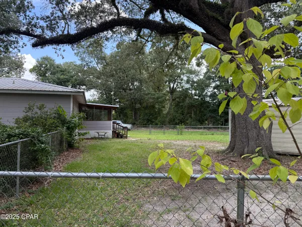 $172,000 | 5947 Highway 2, Bascom, FL 32423
