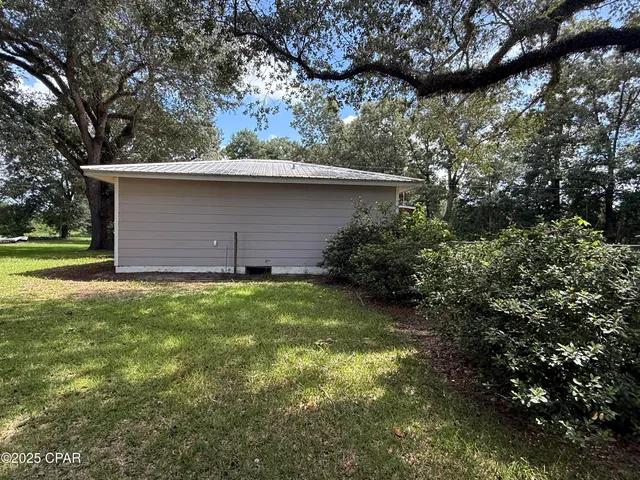 $172,000 | 5947 Highway 2, Bascom, FL 32423