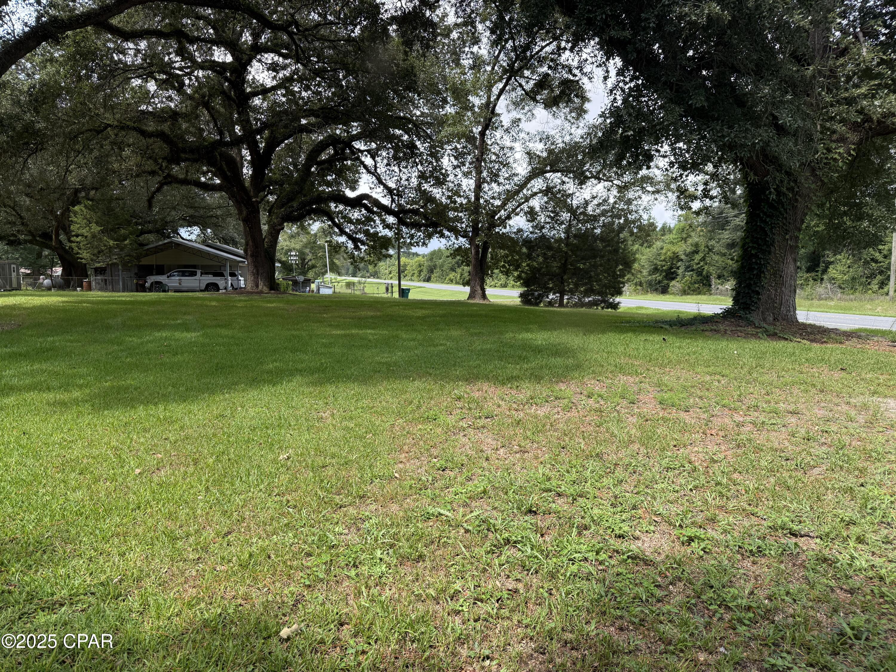 5947 Highway 2 Bascom, FL 32423 - Photo 34 of 36