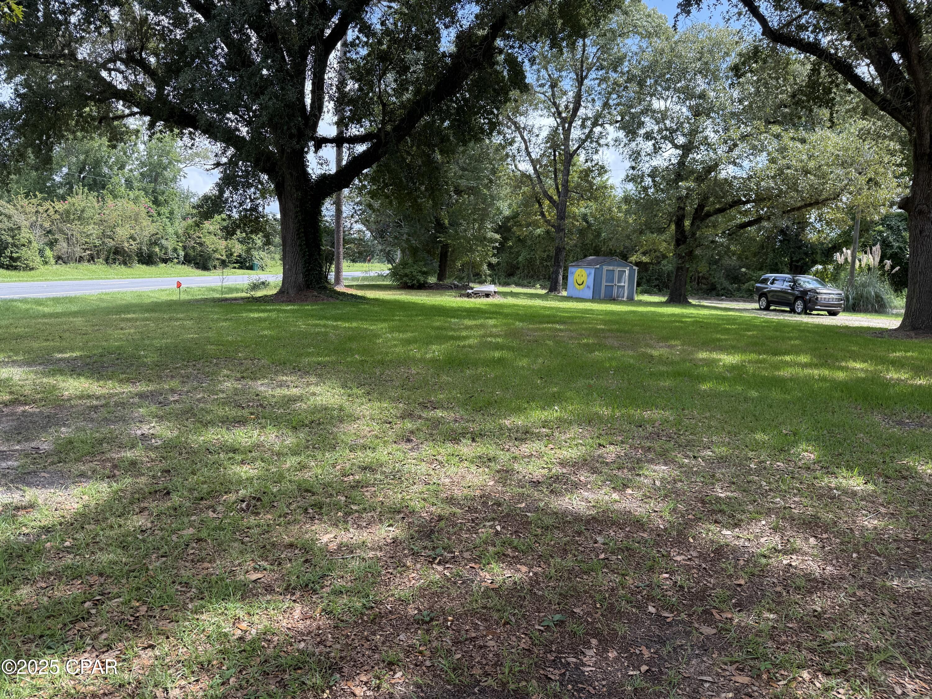 5947 Highway 2 Bascom, FL 32423 - Photo 35 of 36