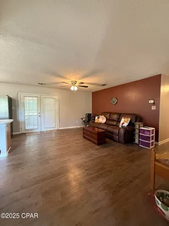 $172,000 | 5947 Highway 2, Bascom, FL 32423