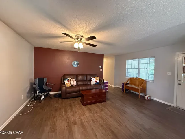 $172,000 | 5947 Highway 2, Bascom, FL 32423