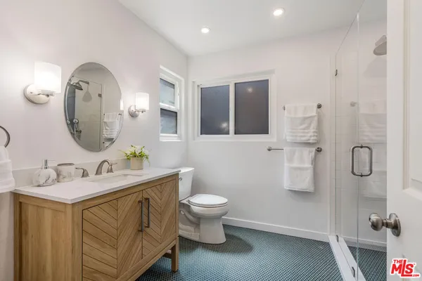 $3,750,000 | 2422 North Ardmore Avenue, Manhattan Beach, CA 90266