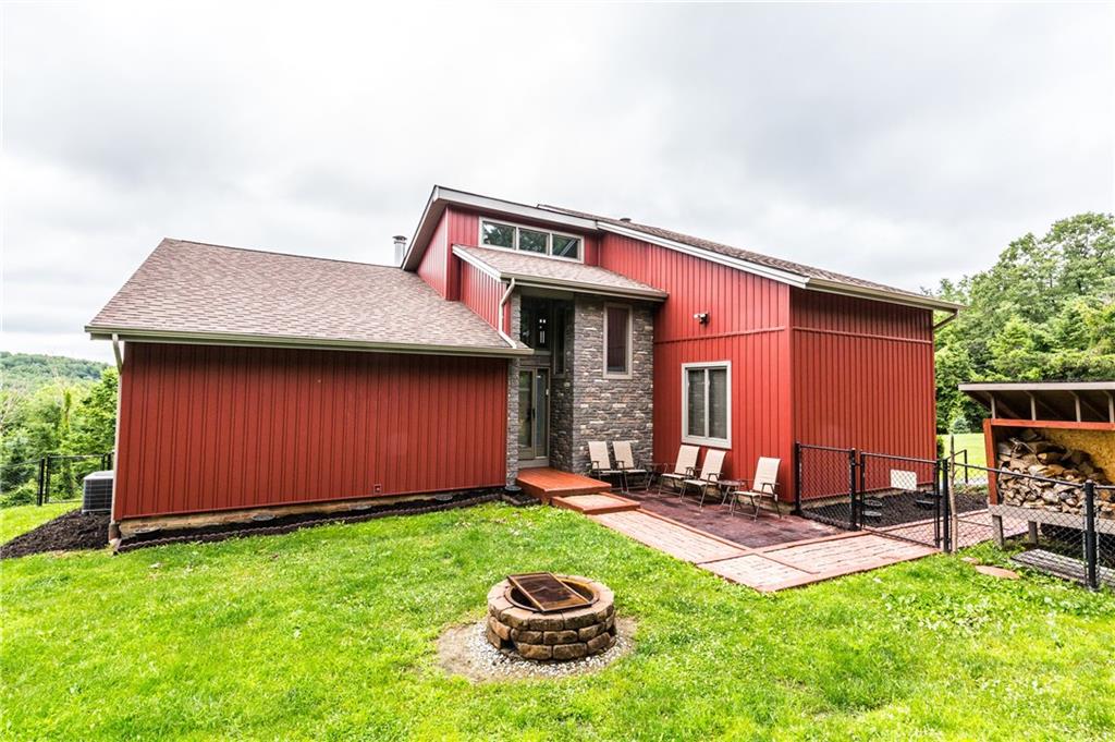 137 Klinger Road Canonsburg, PA 15317 - Photo 1 of 25 Gallery Image 1