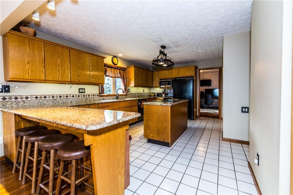 137 Klinger Road Canonsburg, PA 15317 - Photo 9 of 25 Gallery Image 9
