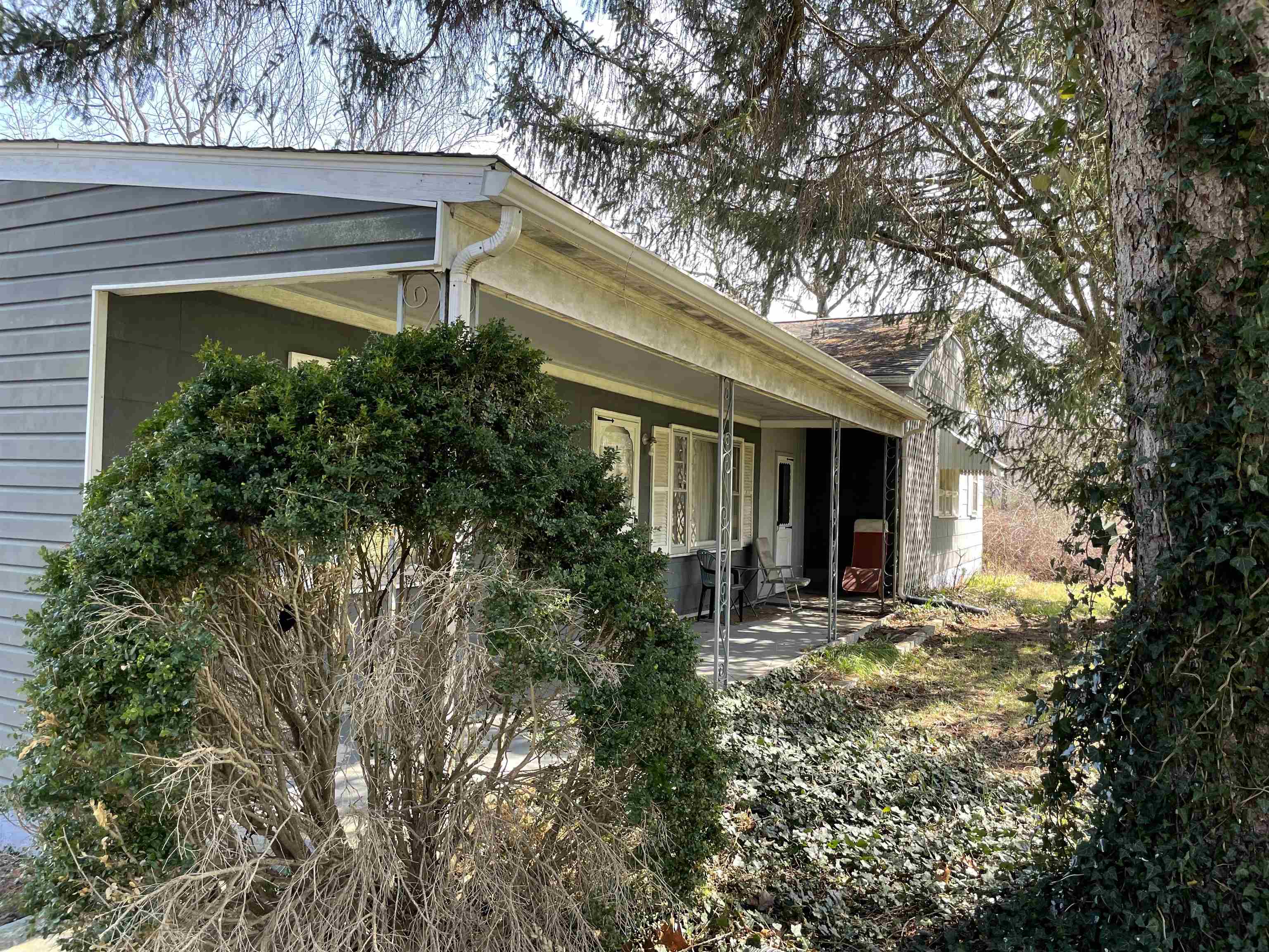 72 Sandy Ridge Road Waynesboro, VA 22980 - Photo 1 of 38 Gallery Image 1
