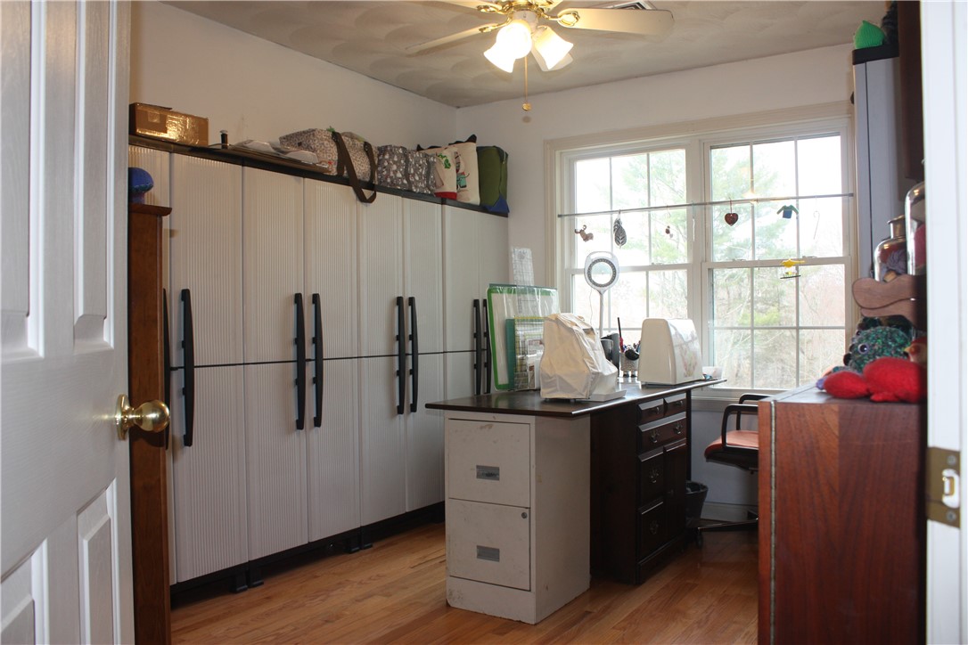 14 Kenney Hill Road Hopkinton, RI 02832 - Photo 16 of 29 Gallery Image 16