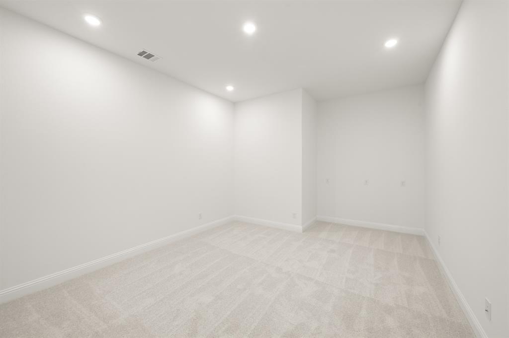 4304 Knight Street Midlothian, TX 76065 - Photo 14 of 33