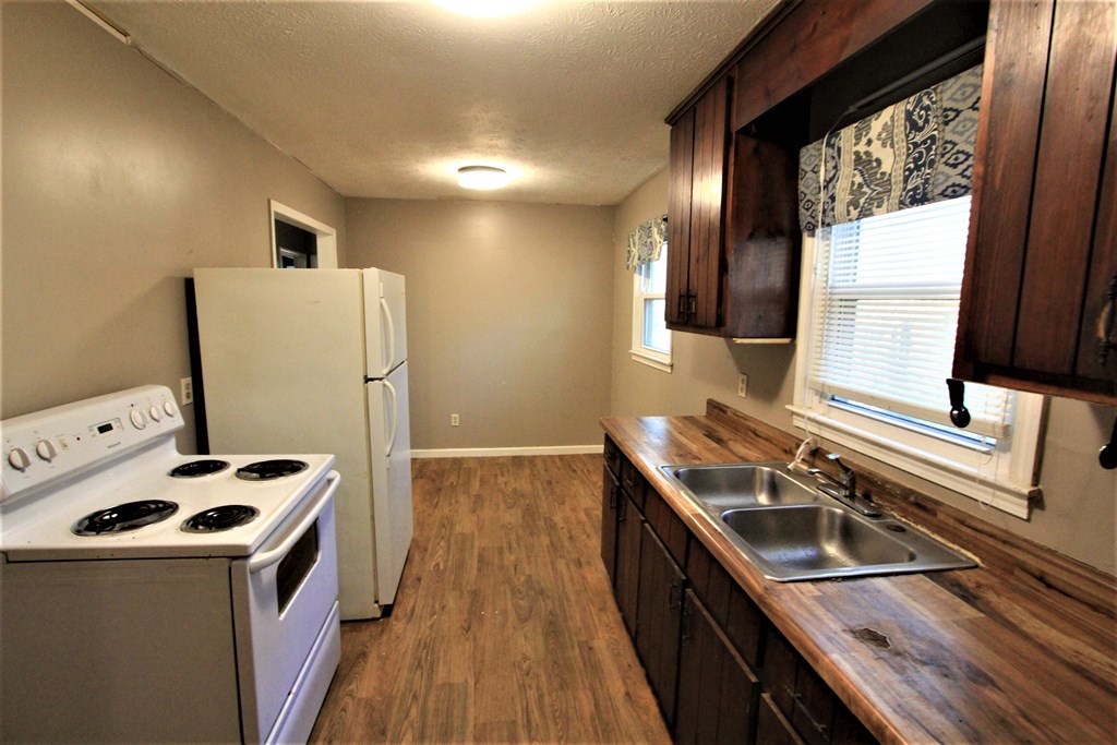 547 Costley Road LaGrange, GA 30241 - Photo 10 of 18 Gallery Image 10