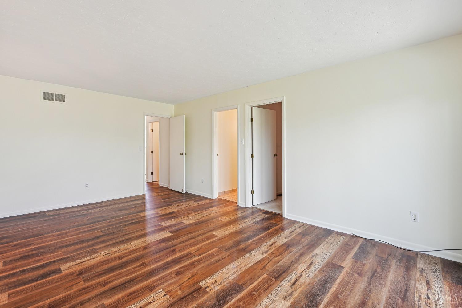7264 East Galbraith Road Cincinnati, OH 45243 - Photo 21 of 33